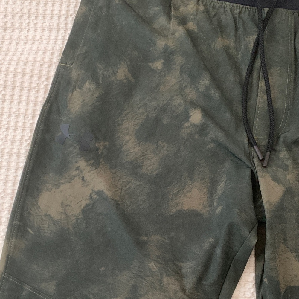 Under Armour Dark Green, Tan and Black Joggers - Picture 2 of 7